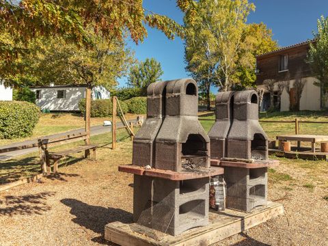 Camping Tohapi Le Mas de Sireuil - Camping Dordogne - Image N°4
