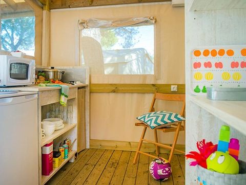 TENTE TOILE ET BOIS 5 personnes - Éco-Lodge | 2 Chambres | Capacité 4/5 Personnes | Sans Sanitaires