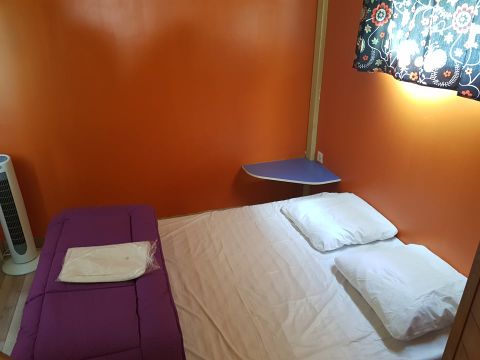 Hébergement 4 personnes - sans sanitaires 17 m²