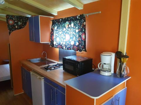 Hébergement 4 personnes - sans sanitaires 17 m²