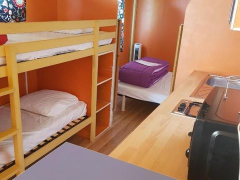 Hébergement 4 personnes - sans sanitaires 17 m²