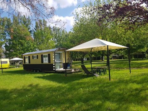 Hébergement 4 personnes - sans sanitaires 17 m²