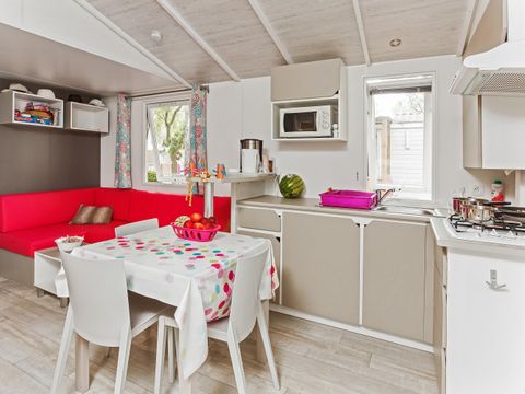 MOBILHOME 6 personnes - LE GRAND CHARME CLIMATISE