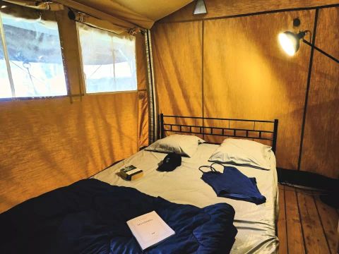 Tente en toile et en bois 5 personnes - Lodge Cosy 3 Pièces 5 Personnes Sans Sanitaire