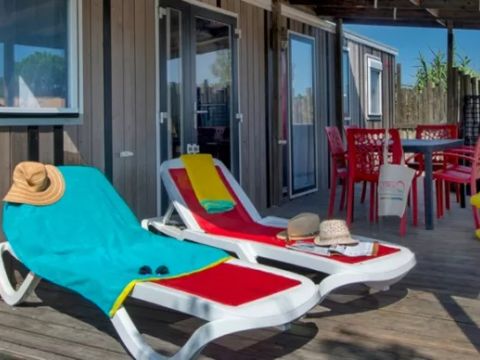 MOBILHOME 4 personnes - Gamme Duo Premium avec Jacuzzi