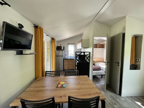 MOBILHOME 4 personnes - Mobil Home Authentique 3 Pièces 4 Personnes Climatisé + TV