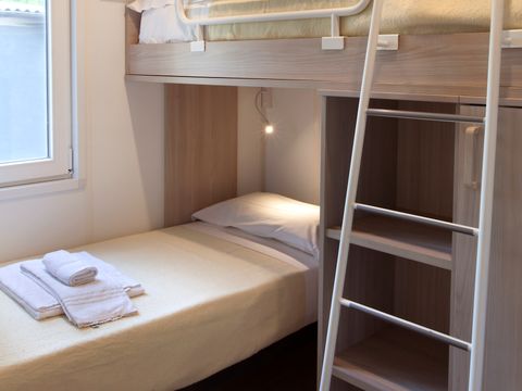 MOBILHOME 4 personnes - SENZA VISTA LAGO Lord 50mq