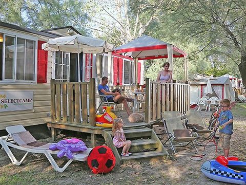 MOBILHOME 6 personnes - Classic | 2 Ch. | 4/6 Pers. | Terrasse surélevée | Clim.