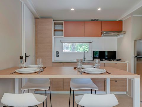 MOBILHOME 6 personnes - Premium | 3 Ch. | 6 Pers. | Terrasse surélevée | Clim.