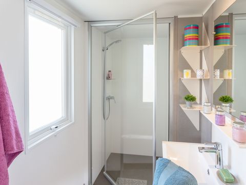 MOBILHOME 6 personnes - Mobil-home | Premium | 2 Ch. | 4/6 Pers. | Terrasse surélevée | Clim.