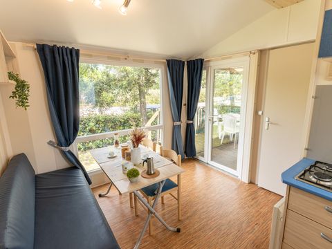 LODGE 4 personnes - Lodge Animaux Admis