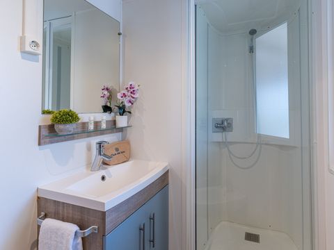 LODGE 4 personnes - Lodge Deluxe Animaux pas Admis