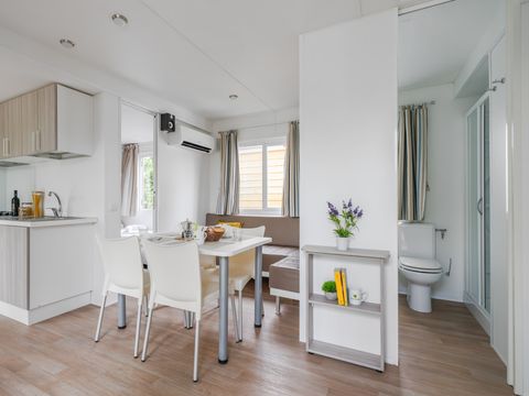 Lodge 4 personnes - Deluxe Animaux pas Admis