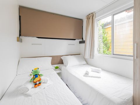 LODGE 4 personnes - Lodge Deluxe Animaux pas Admis