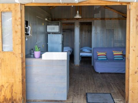 HÉBERGEMENT INSOLITE 5 personnes - LODGE TOILEE SUR PILOTIS HÉBERGEMENT INSOLITE 5 personnes - LODGE TOILEE SUR PILOTIS