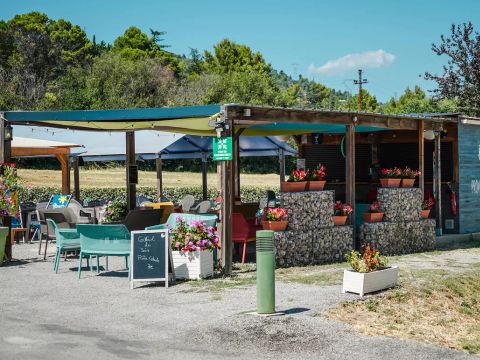 Flower Camping Provence Vallee - Camping Alpes-de-Haute-Provence - Image N°15