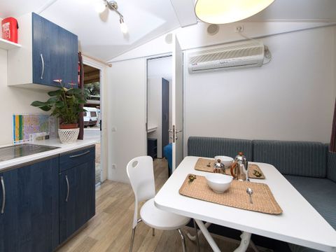 MOBILHOME 4 personnes - GIGLIO (inclus : piscine, salle de sport et service plage)