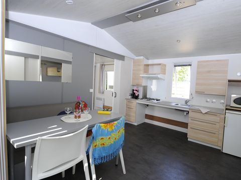Mobilhome 4 personnes - CONFORT+ PMR