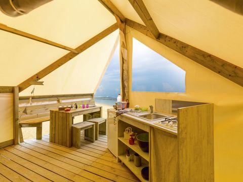 TENTE 4 personnes - TENTE LODGE JUNIOR sans sanitaires 17 m²