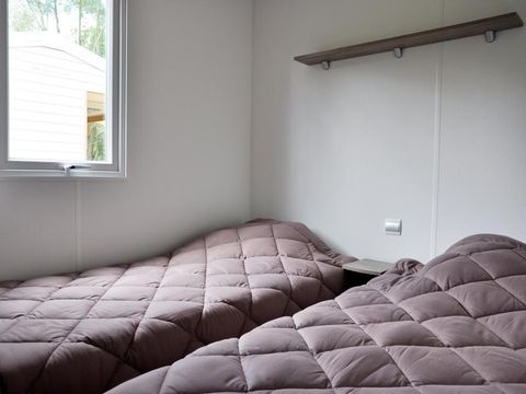 MOBILHOME 4 personnes - Mobil-Home Confort 25m² Loggia - 2 chambres + Terrasse couverte 4 pers