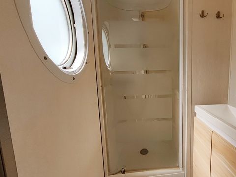 MOBILHOME 6 personnes - Mobil-Home Standard 30m² Trémolat - 3 chambres + Terrasse semi-couverte 6 pers