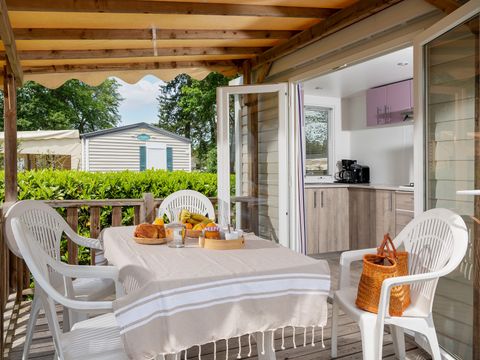 MOBILHOME 6 personnes - Comfort XL | 2 Ch. | 4/6 Pers. | Terrasse surélevée