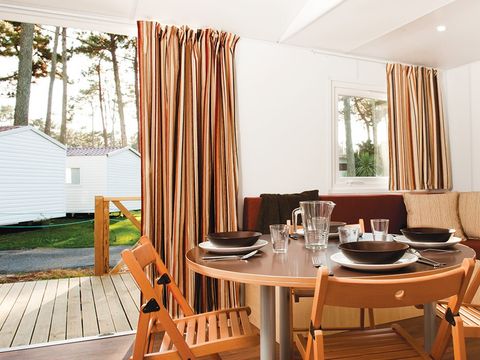 MOBILHOME 6 personnes - Comfort XL | 3 Ch. | 6 Pers. | Terrasse surélevée | Clim.