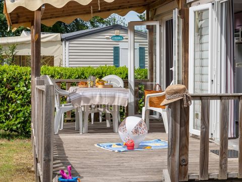 MOBILHOME 6 personnes - Mobil-home | Comfort | 2 Ch. | 4/6 Pers. | Terrasse surélevée