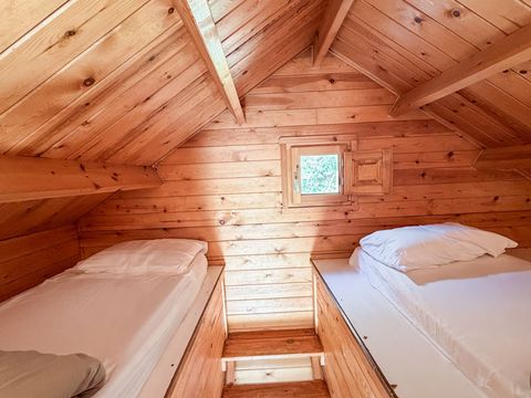 HÉBERGEMENT INSOLITE 4 personnes - Petite maison