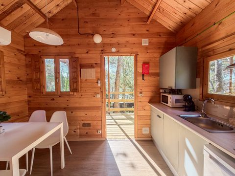 HÉBERGEMENT INSOLITE 4 personnes - Petite maison