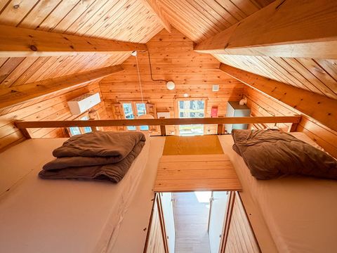 HÉBERGEMENT INSOLITE 4 personnes - Petite maison