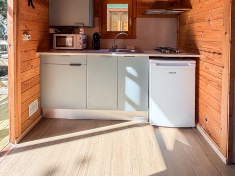 HÉBERGEMENT INSOLITE 4 personnes - Petite maison