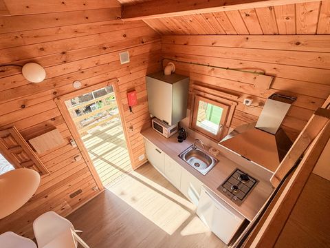 HÉBERGEMENT INSOLITE 4 personnes - Petite maison