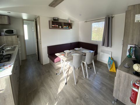 MOBILHOME 4 personnes - SUPER MERCURE - vue sur la compagne Haute-saônoise