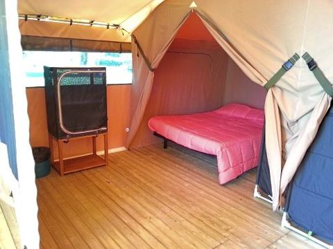 HÉBERGEMENT INSOLITE 5 personnes - TENTE LODGE sans sanitaires