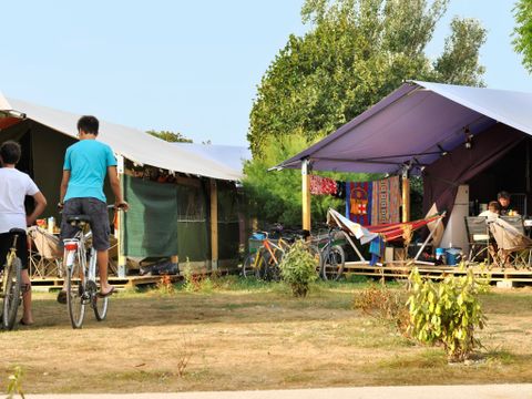 BUNGALOW TOILÉ 5 personnes - FREEFLOWER - Sans sanitaires