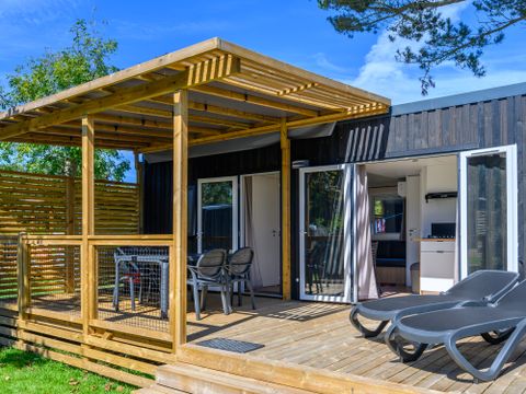 MOBILHOME 6 personnes - Homeflower PREMIUM avec Jacuzzi - 35m² (3 chambres) + terrasse + TV + Plancha + Clim | 6 personnes