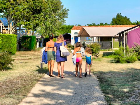 Flower Camping Les Ilates - Camping Charente-Maritime - Image N°22