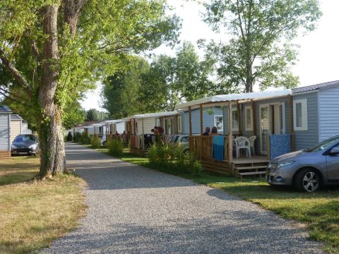 Camping Des Berges Du Gers - Camping Gers