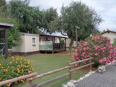 Mobilhome 4 personnes - Confort "Mimosa - Marguerite - Crocus - Jacinthe" 2 chambres Climatisé