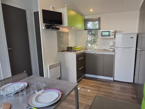 Mobilhome 4 personnes - MALAGA Confort avec terrasse intégrée 8 m²