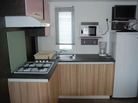 Mobilhome 4 personnes - MALAGA Confort avec terrasse intégrée 8 m²