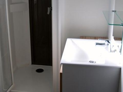 MOBILHOME 4 personnes - Mobil-home MALAGA Confort avec terrasse intégrée 8 m² 4 pers