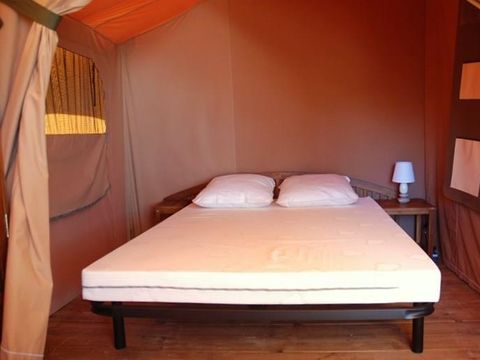BUNGALOW TOILÉ 5 personnes - VICTORIA Sans sanitaires