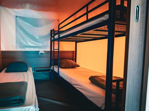 BUNGALOW TOILÉ 5 personnes - Pagan BUNGALOW TOILÉ 5 personnes - Pagan