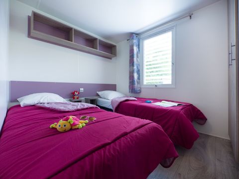 MOBILHOME 4 personnes - cottage 2 chambres 2 sdb MOBILHOME 4 personnes - cottage 2 chambres 2 sdb