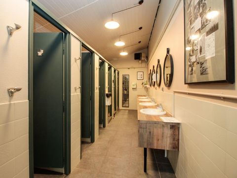 CHALET 5 personnes - Cabane Etoilée - sans sanitaires, sans chauffage - 2 chambres