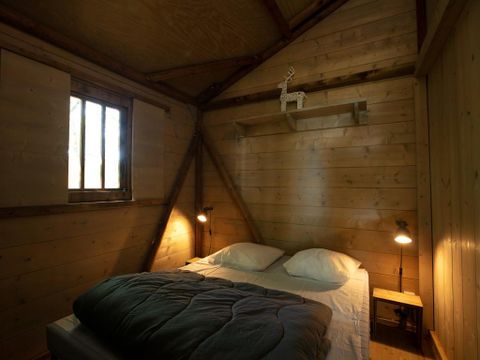 Hébergement 5 personnes - Cabane Perchée - 2 chambres