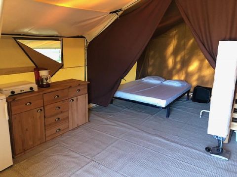 Tente en toile et en bois 4 personnes - Tente Lodge - sans sanitaires, sans chauffage - 2 chambres
