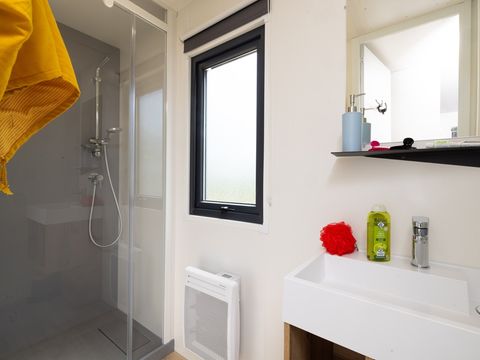 Mobilhome 4 personnes - Privilège Souillac - 2 chambres - TV - Clim